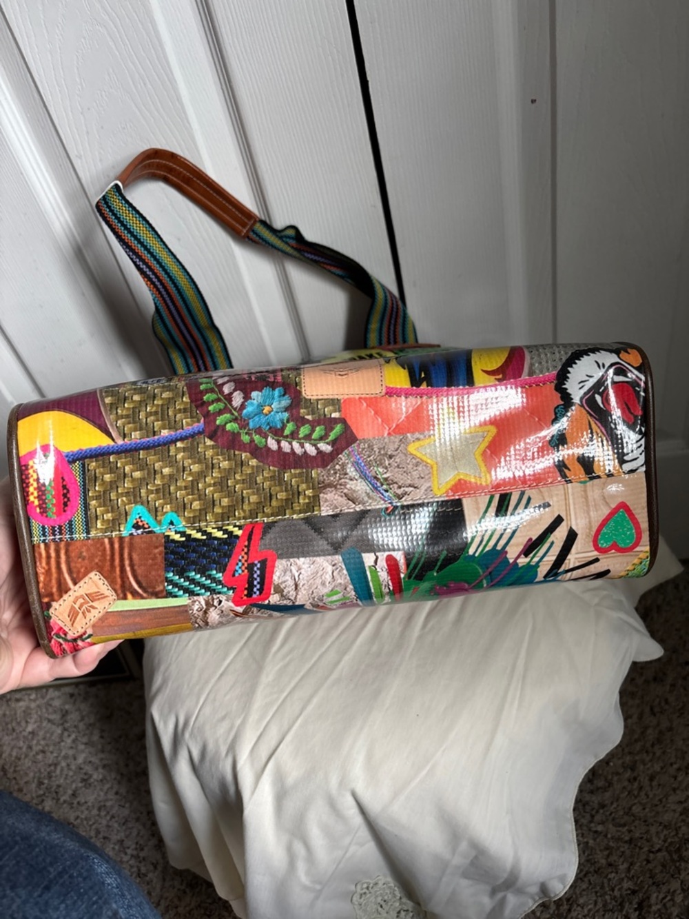 Consuela Classic Tote, Patches - Picture 5 of 15